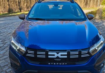 Dacia Sandero 29.200 km 15.699 &euro; Merka 02627