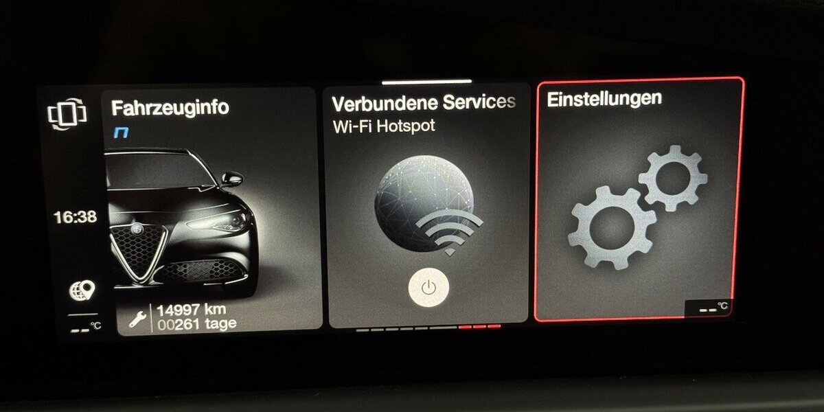 Alfa Romeo Giulia 2.0 Sprint Turbo 16V Xenon Leder Carplay 23.400 km 29.890 &euro; Lich 35423