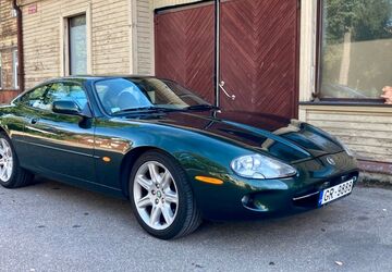 Jaguar XK8 295.000 km 10.500 &euro; Riga lv104