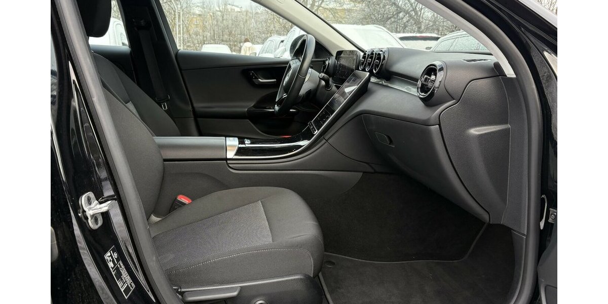 Mercedes-Benz C 200 T CDI BUSINESS/NAVI/KAMERA/DAB/SHZ/1.HAND 109.121 km 23.900 &euro; Villingen-Schwenningen 78054