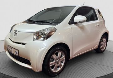 Toyota IQ 43.000 km 12.480 &euro; Berlin 10625
