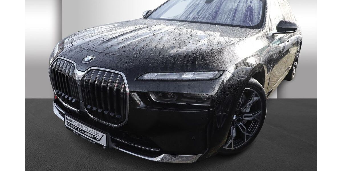 BMW 750 4.801 km 93.990 &euro; Dülmen 48249