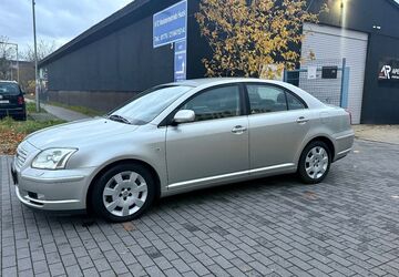 Toyota Avensis 178.800 km 2.999 &euro; Berlin 12681