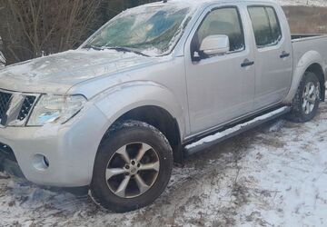 Nissan Navara 129.000 km 9.600 &euro; Bad abbach 93077