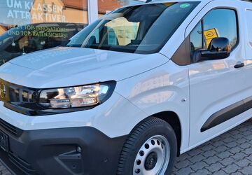 Opel Combo Electric 2.500 km 34.299 &euro; Großschönau 02779