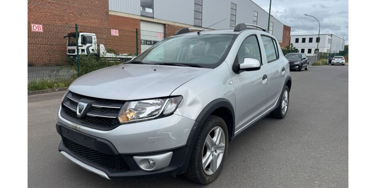 Dacia Sandero 230.000 km 4.999 &euro; Euskirchen 53879