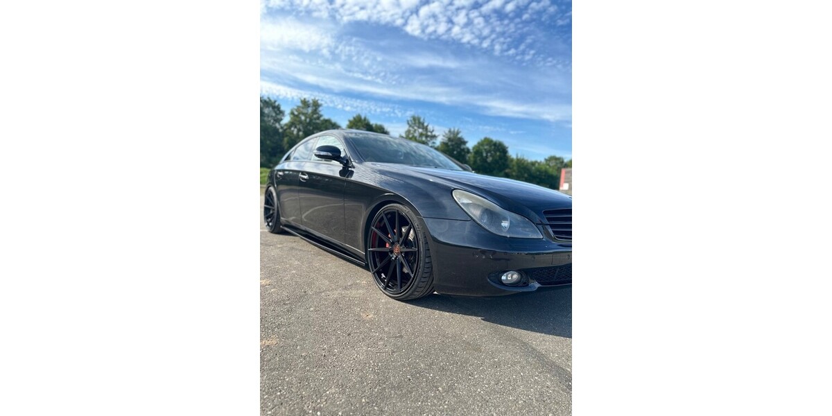 Mercedes-Benz CLS 320 180.000 km 8.999 &euro; Schliengen 79418