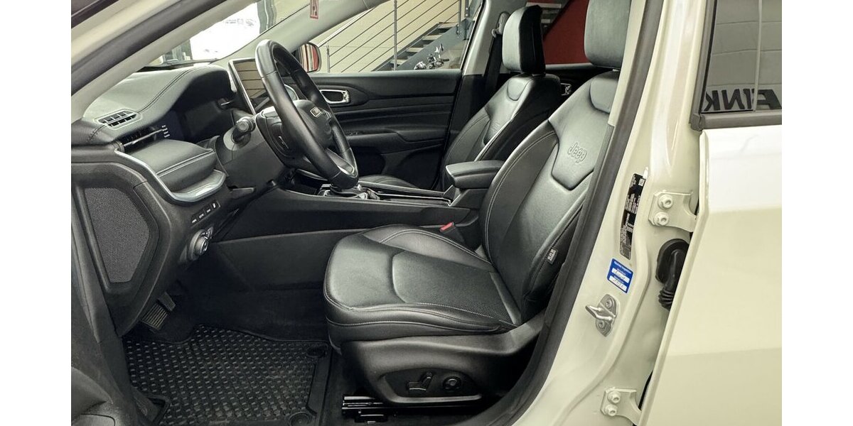Jeep Compass S Plug-IN Hybrid 4WD 1.Hand Anhängerkplg 43.400 km 25.470 &euro; Lich 35423