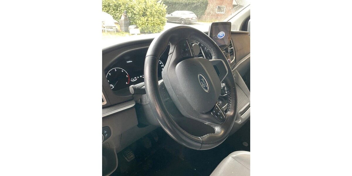 Ford Tourneo Custom Bus 140.000 km 28.000 &euro; Süderstapel 