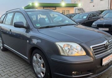 Toyota Avensis 130.000 km 3.900 &euro; Rheinbach 53359