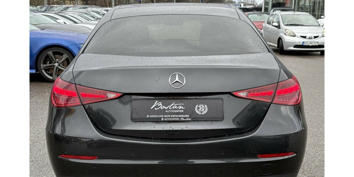 Mercedes-Benz C 200 d/AVANTGARDE/KAMERA/BURMESTER/LED/1.HAND 85.974 km 31.800 &euro; Villingen-Schwenningen 78054