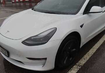 Tesla Model 3 47.136 km 28.890 &euro; Barchfeld Immelborn 36456