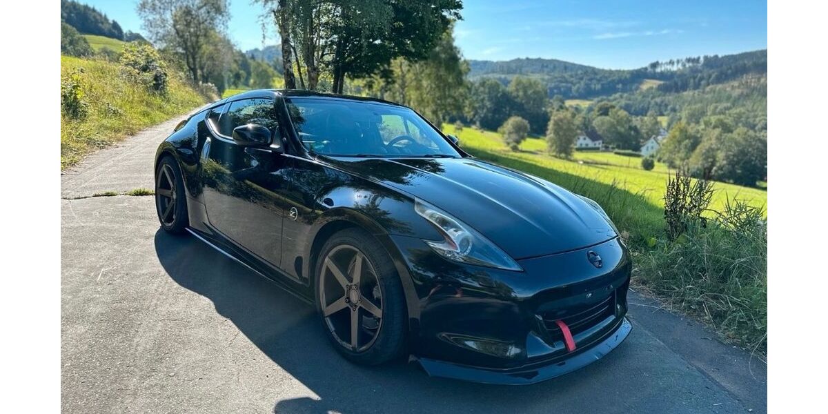 Nissan 370Z 88.000 km 27.900 &euro; Rheinböllen 55494