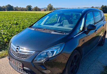 Opel Zafira Tourer 146.000 km 8.999 &euro; Dresden 01257