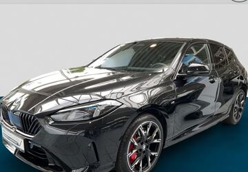 BMW 118 12.933 km 32.445 &euro; Duisburg 47053