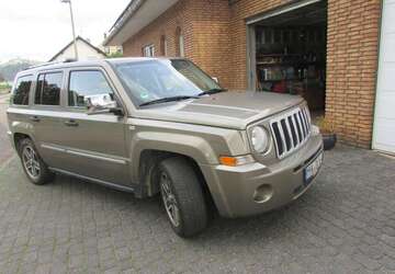 Jeep Patriot 217.000 km 5.450 &euro; Spay 56322