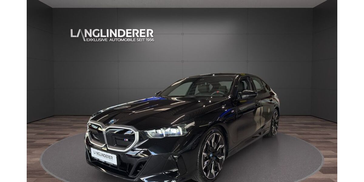 BMW i5 4.997 km 78.900 &euro; Altötting 84503