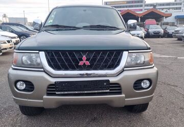 Mitsubishi Pajero 100.000 km 8.900 &euro; Hockenheim 68766