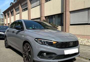 Fiat Tipo 27.000 km 15.250 &euro; Ludwigshafen 67069