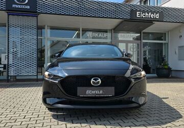 Mazda 3 12.147 km 26.480 &euro; Mühldorf 84453