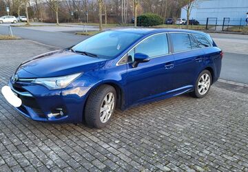 Toyota Avensis 124.000 km 11.999 &euro; Hagen 58135