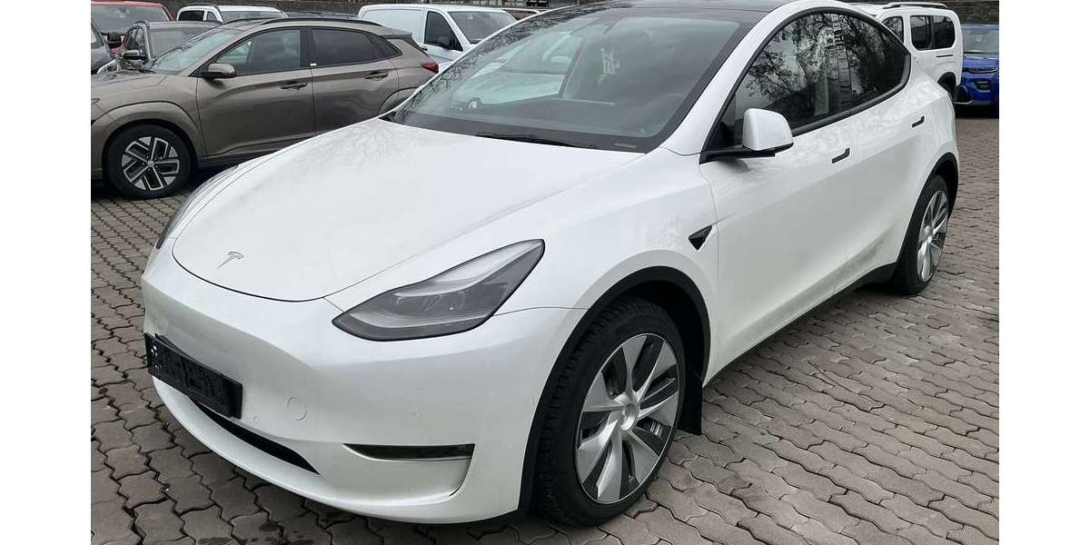 Tesla Model Y 86.474 km 30.900 &euro; Bonn 53227