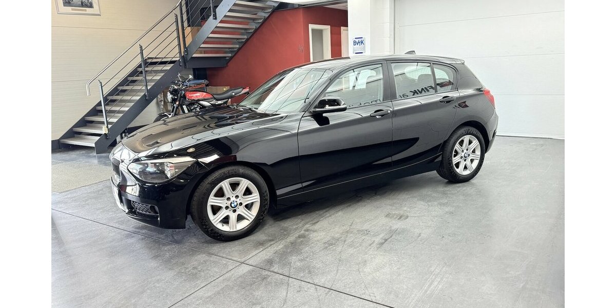 BMW 116i Navigation Sitzheizung BT PDC 111.610 km 8.220 &euro; Lich 35423