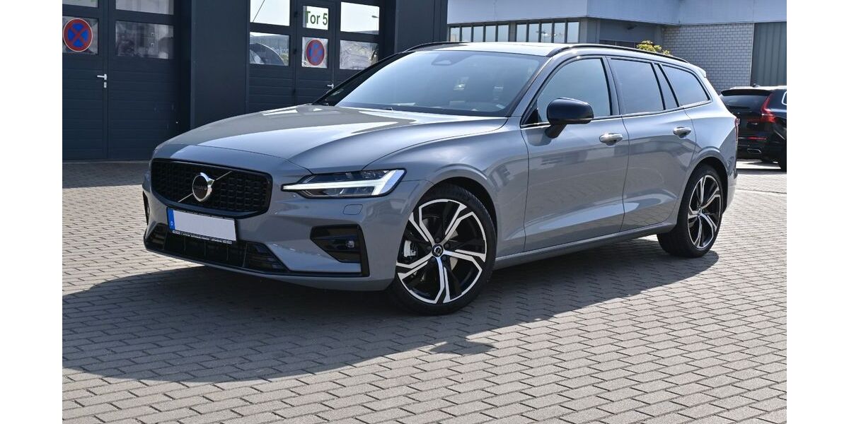 Volvo V60 26.700 km 41.490 &euro; Jüterbog 14913