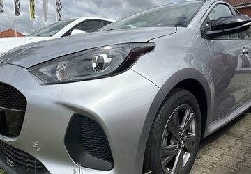 Mazda 2 Hybrid 8.599 km 23.990 &euro; Waren 17192