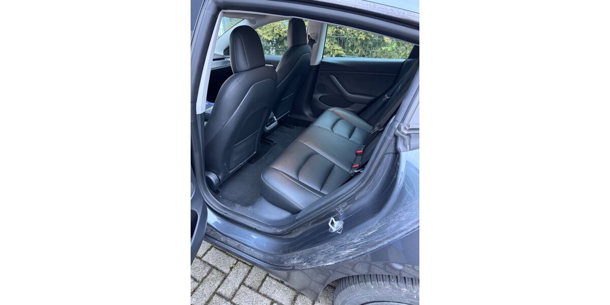 Tesla Model 3 57.700 km 25.500 &euro; Hattersheim 65795