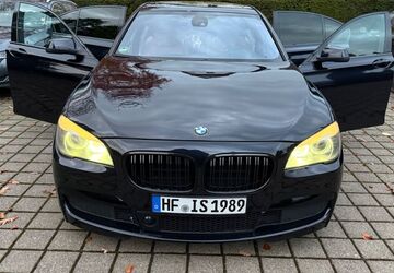 BMW 740 221.000 km 14.990 &euro; Löhne 32584