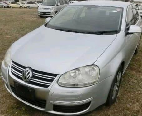 VW Jetta 210.300 km 2.699 &euro; Gera 07554