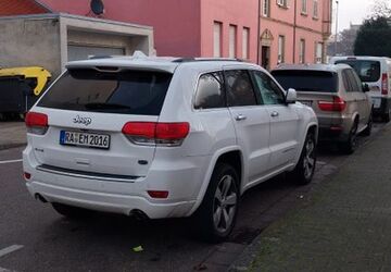 Jeep Grand Cherokee 88.000 km 14.500 &euro; Rastatt 76437