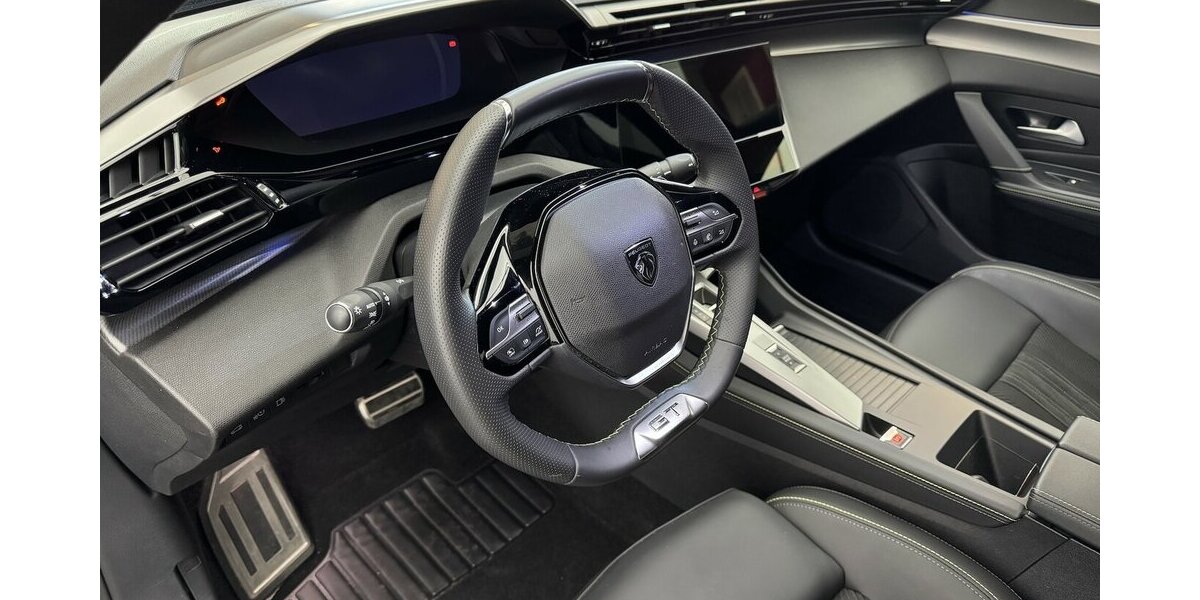 Peugeot 408 GT 225 Plug in Hybrid Massage 360° Cam 34.882 km 26.990 &euro; Lich 35423