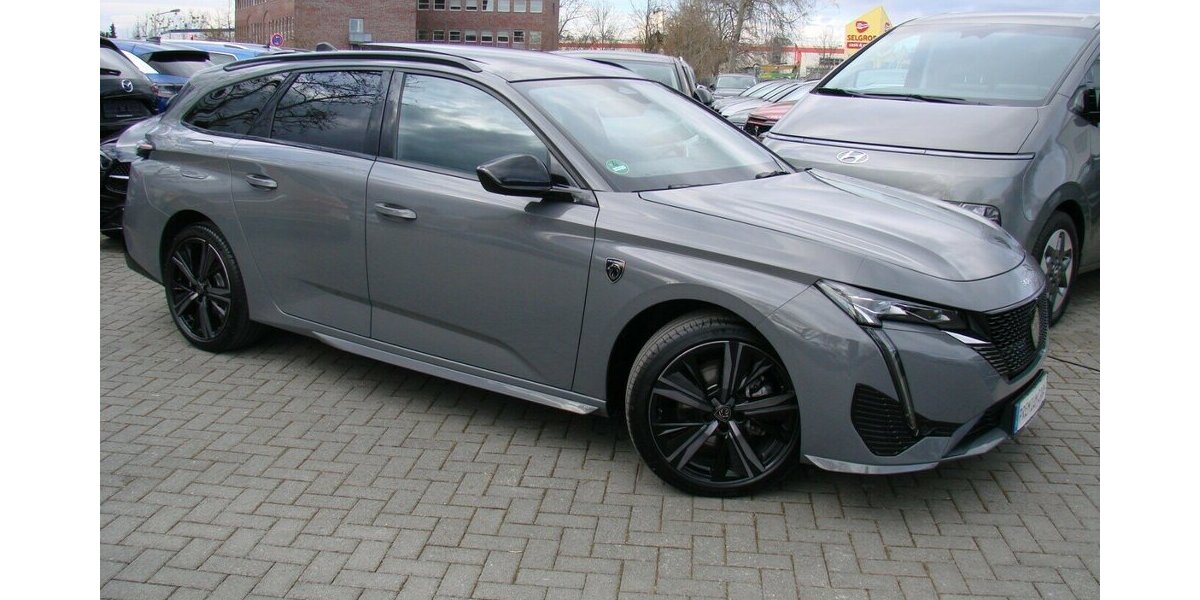 Peugeot 308 1.5 BlueHDi GT Premium ACC LED AHK Pano Focal 14.551 km 26.980 &euro; Falkensee 14612
