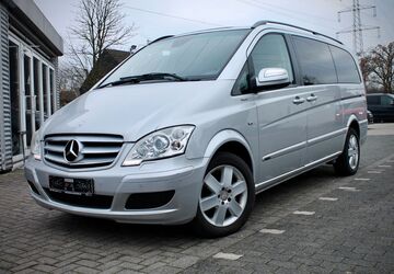 Mercedes-Benz Viano 212.000 km 16.900 &euro; Köln 51145