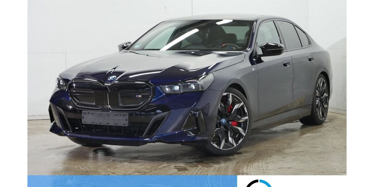 BMW i5 7.691 km 72.850 &euro; Mülheim 45472