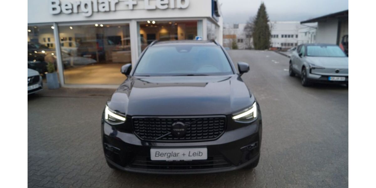 Volvo XC40 5.000 km 46.890 &euro; Meschede 59872