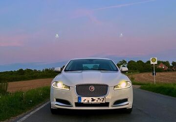 Jaguar XF 210.000 km 9.900 &euro; Steenfeld 25557