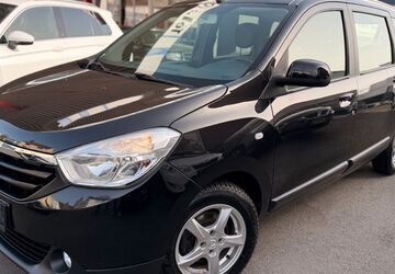 Dacia Lodgy 131.380 km 7.699 &euro; Remscheid 42853