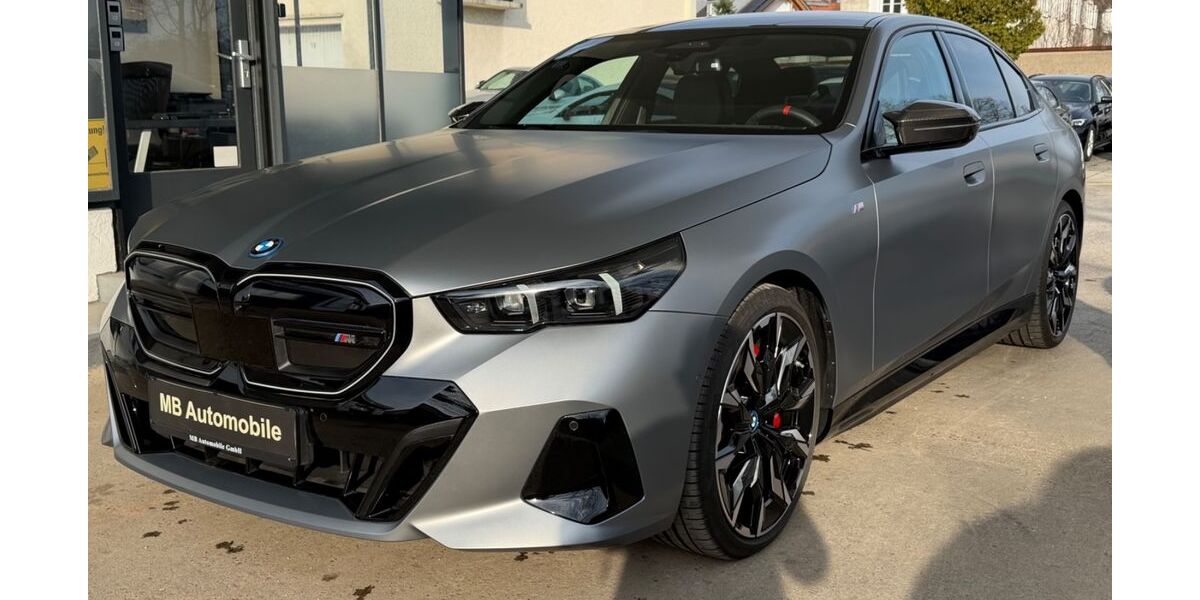 BMW i5 2.280 km 72.800 &euro; München 80939