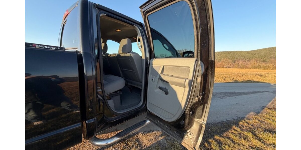 Dodge RAM 1500 Hemi 172.000 km 7.500 &euro; Rudolstadt 07407