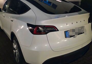Tesla Model Y 32.000 km 33.750 &euro; Essen 45329