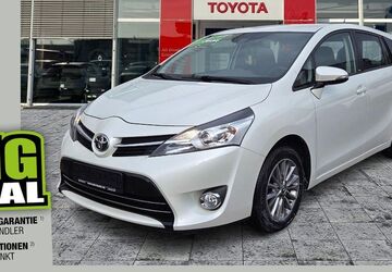 Toyota Verso 76.900 km 15.550 &euro; Dresden 01217