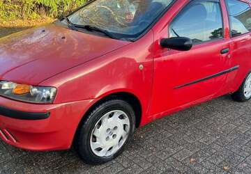 Fiat Punto 80.000 km 1.990 &euro; Delmenhorst 27751