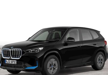 BMW iX1 30.000 km 34.900 &euro; Altötting 84503