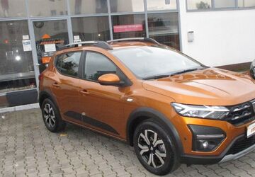 Dacia Sandero 13.000 km 13.600 &euro; Oberasbach 90522