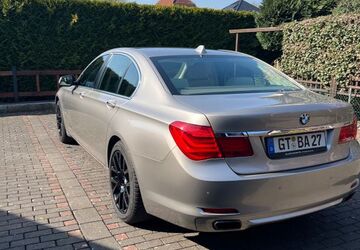 BMW 740 166.000 km 17.750 &euro; Rheda-Wiedenbrück 33378