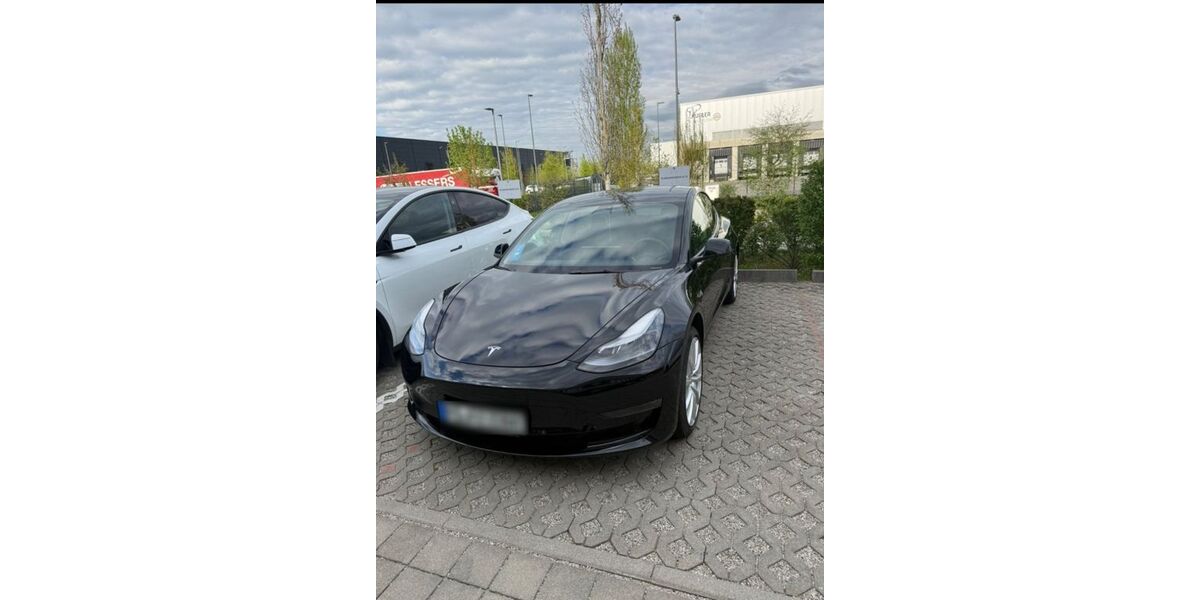 Tesla Model 3 95.000 km 25.200 &euro; Freising 85356