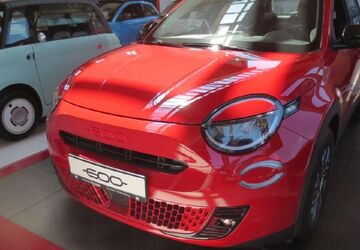 Fiat 600e 6.000 km 26.900 &euro; Ainring 83404